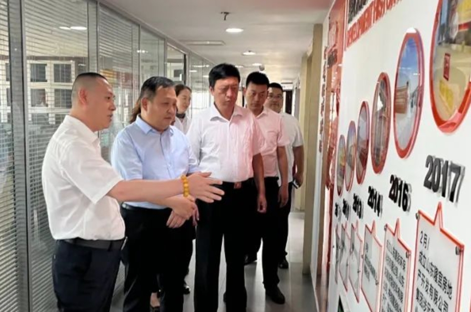 山东城通创新发展集团股份有限公司——热烈欢迎济南市天桥区区委书记孙战宇等领导莅临城通集团总部考察指导工作！